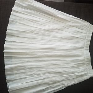 Talbots white pleated skirt